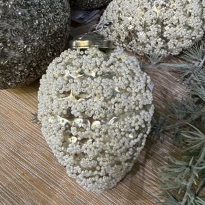 White Glass Pine Cone, 8 × 8 × 11 cm White Glass Pine Cone, 8 × 8 × 11 cm