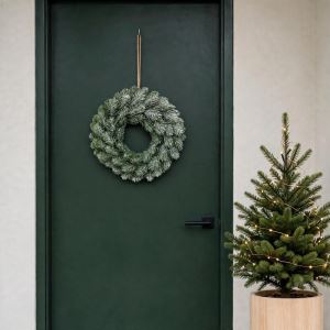 Zasněžený jedlový věnec ArtificialNature, plast 28 cm