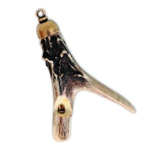 Roebuck antler whistle with oldbrass cap