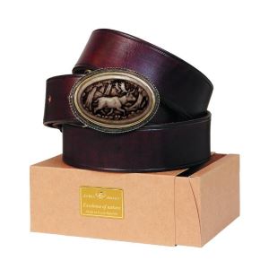Leather belt 40 mm with antler buckle with engraved fallow deer 06