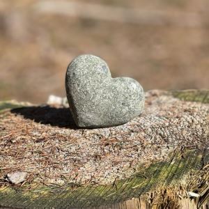 Stone heart for decoration 8 x 8 cm