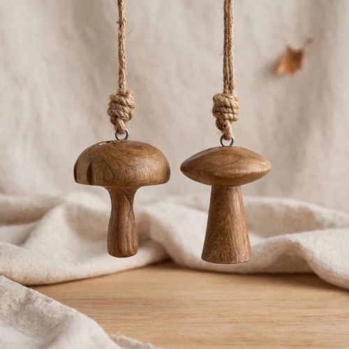wooden_mushroom_pendants_square