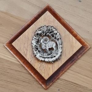 Engraved antler coronet