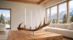 Deer antler candle holder with stainless steel finishes for 4 candles Deer antler candle holder with stainless steel finishes for 4 candles